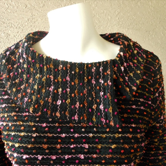 ANDRIA LIEU COLLECTION Top Career Wear - Picture 3 of 8